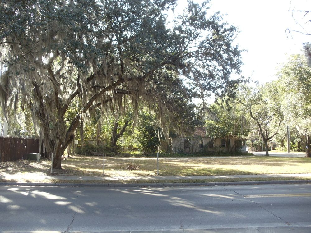 Seminary Lane: 1000-1200 NW 5th Avenue, Gainesville, FL 32601